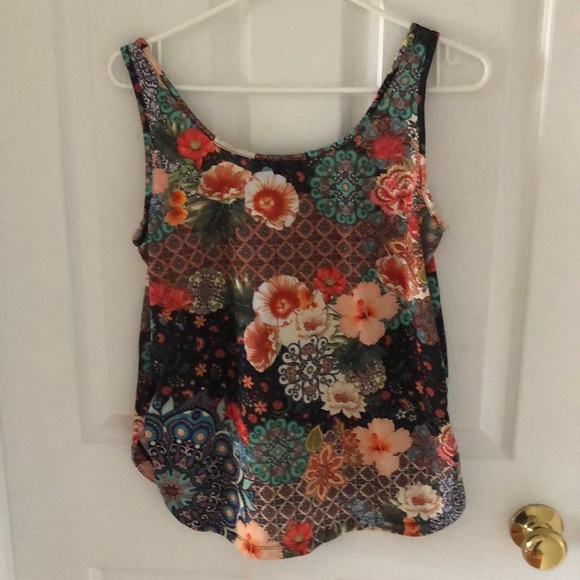 Adidas tank - Picture 3 of 3